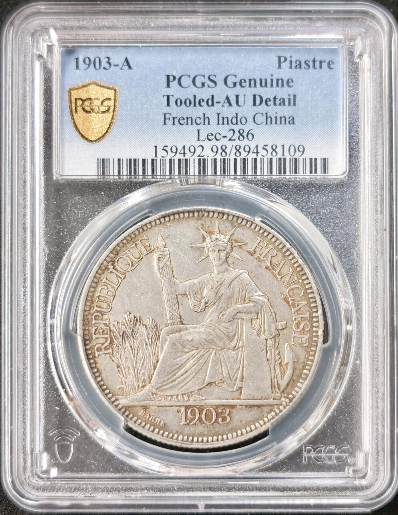 “福币呈祥”新年甄品场（直播拍卖）甄臻铺-世界币章拍卖（第50期），送拍享返佣金等优惠多多 PCGS AU 1903年法属印度支那一皮阿斯特坐洋大银币 约27g 900银  面部细节还行