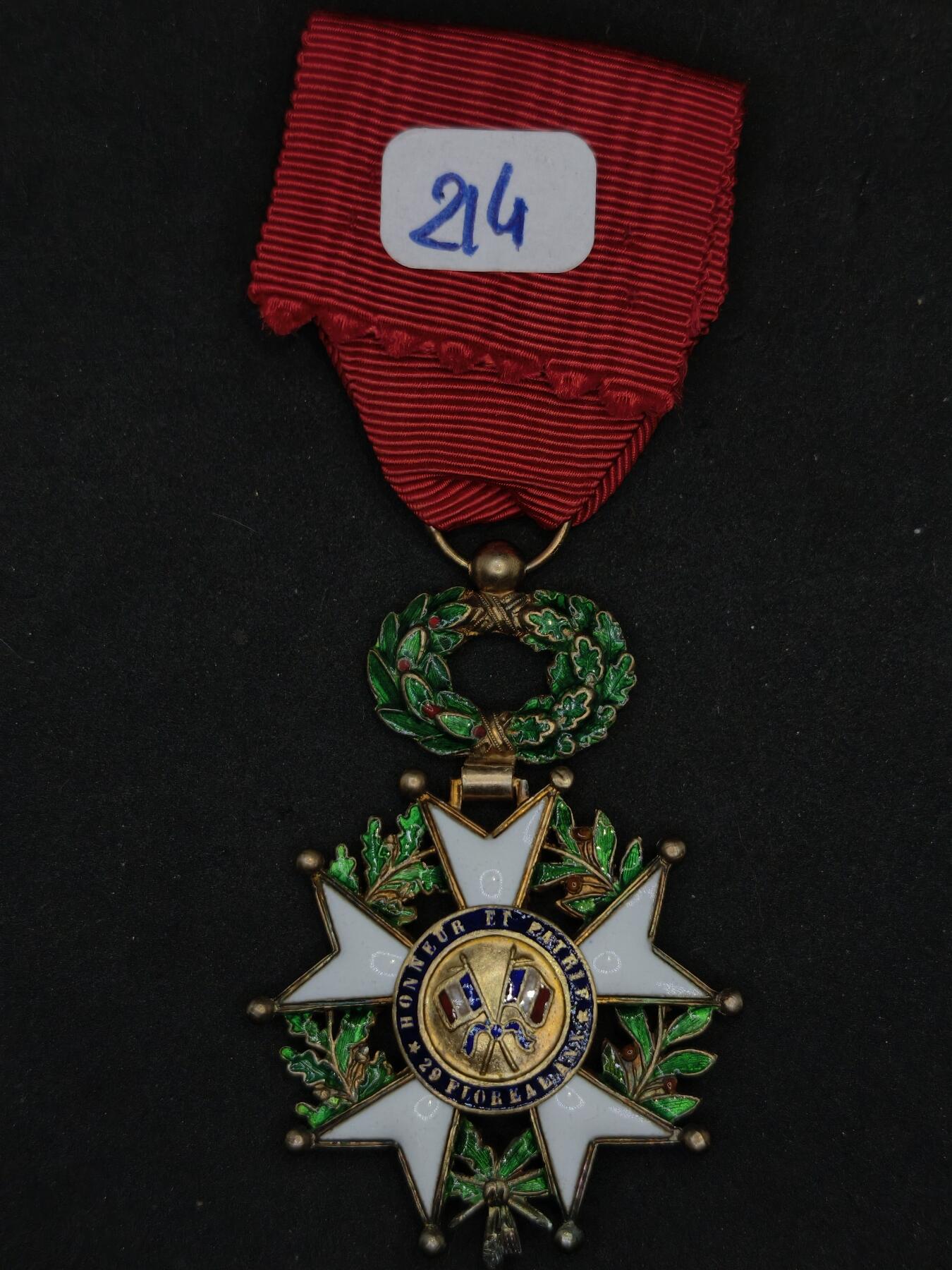 凯旋世界勋赏（第22期新年大拍）（欢迎送拍）（对拍品有疑问请询问客服，不接受到手刀，出价默认拍品品相。请认真阅读拍卖规则！出价默认已认可！）（收到货请录制开箱视频，无视频概不处理问题。）