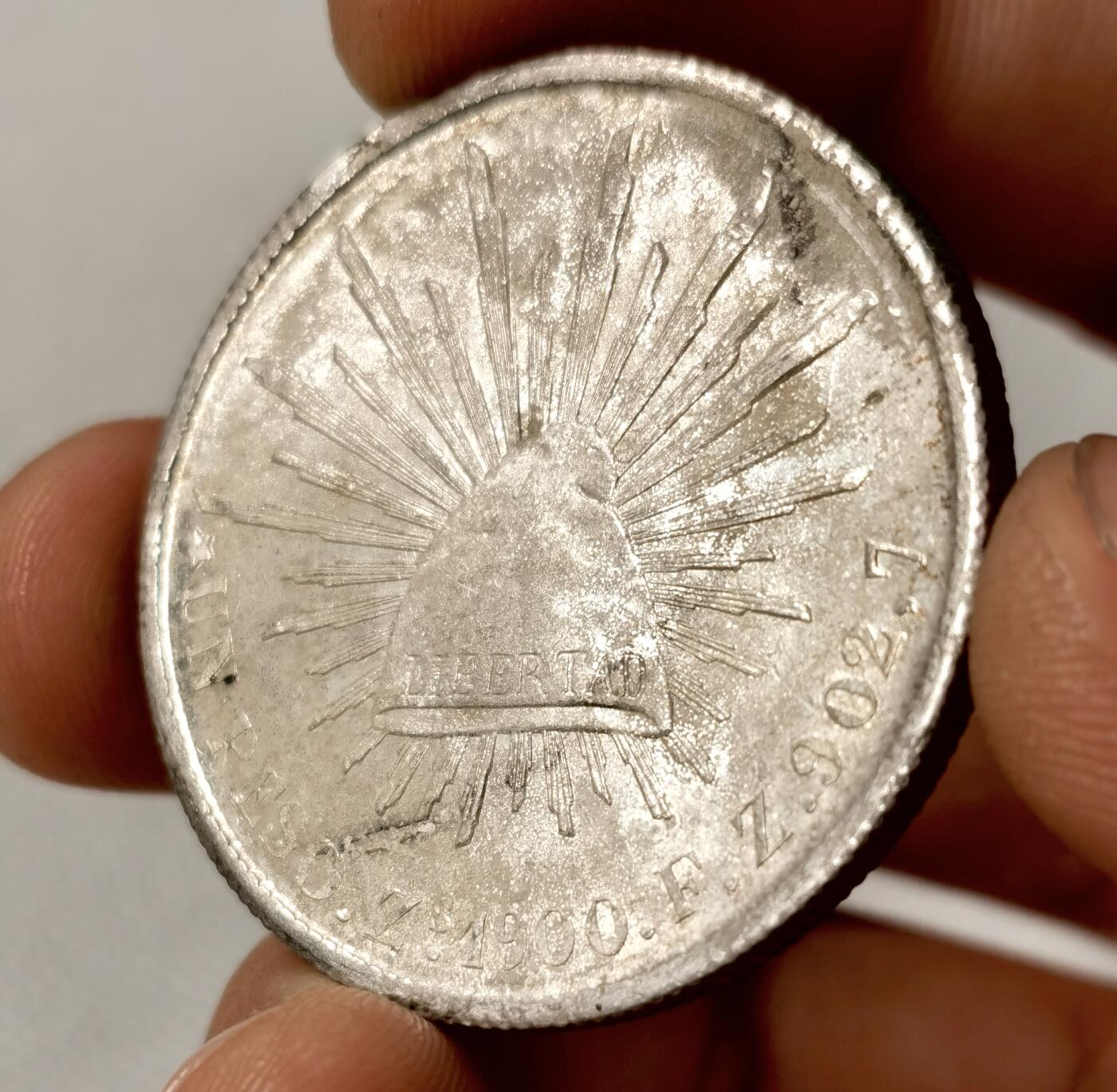 “福币呈祥”新年甄品场（直播拍卖）甄臻铺-世界币章拍卖（第50期），送拍享返佣金等优惠多多 墨西哥  1900年  直边鹰洋  UNC品相 双面转光，状态极佳