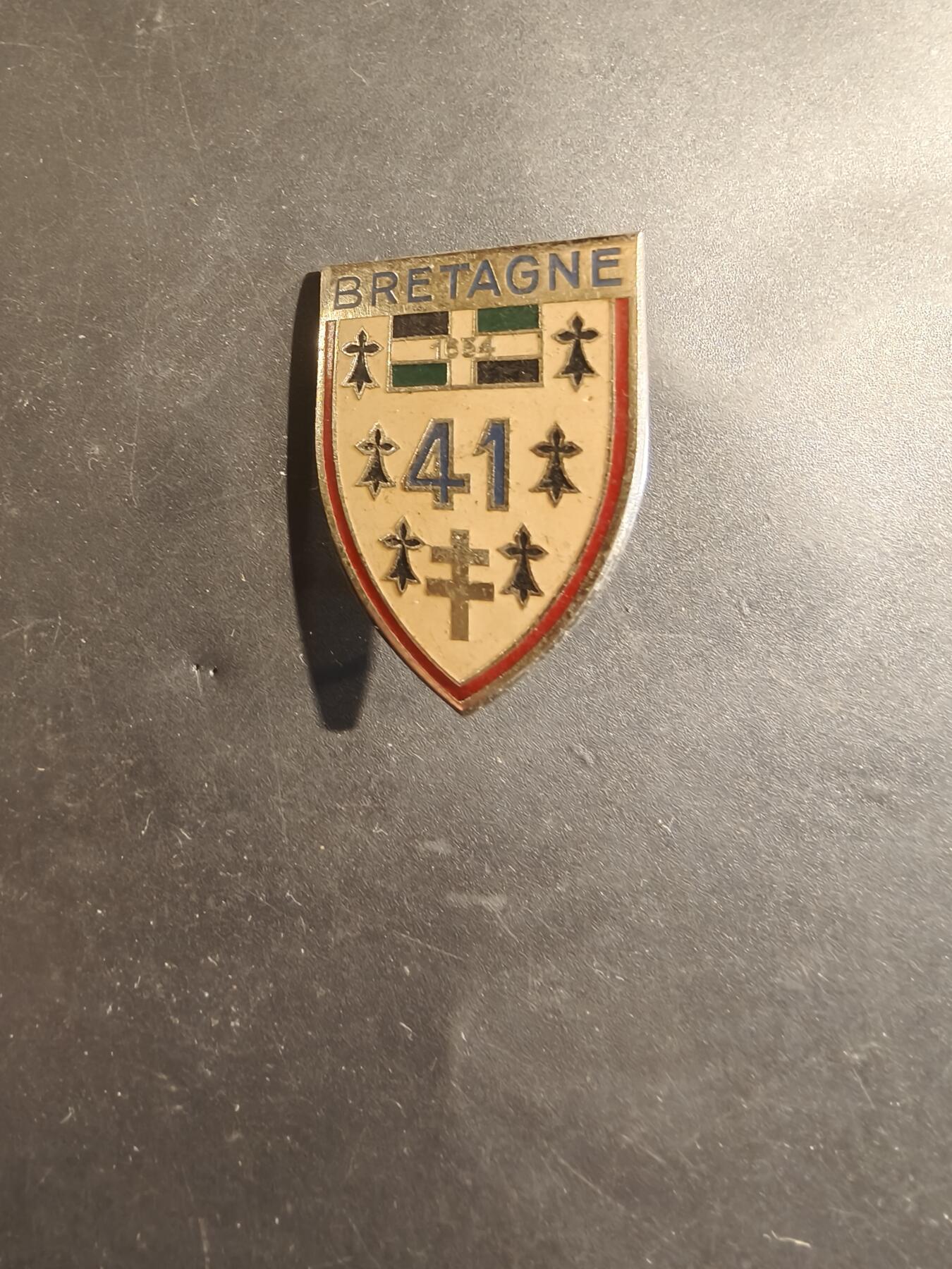 老王徽章第182期 法国陆军第41步兵团证章