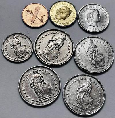 【金马踏春，泉马奔腾】2026 年新年贺岁场，（定于年初五接财神截拍）祝各位老板马到成功，马上有钱，愿岁岁平安喜乐顺遂 - 全新，原光，带光好品瑞士 1 分-1 法郎 8 枚，细节见图