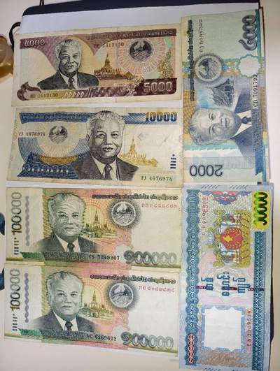 春节钱币瓷器清货捡漏拍场 - 老挝老版纸币5张，缅甸10000一张，品相如图，老挝老版大面值很少见了