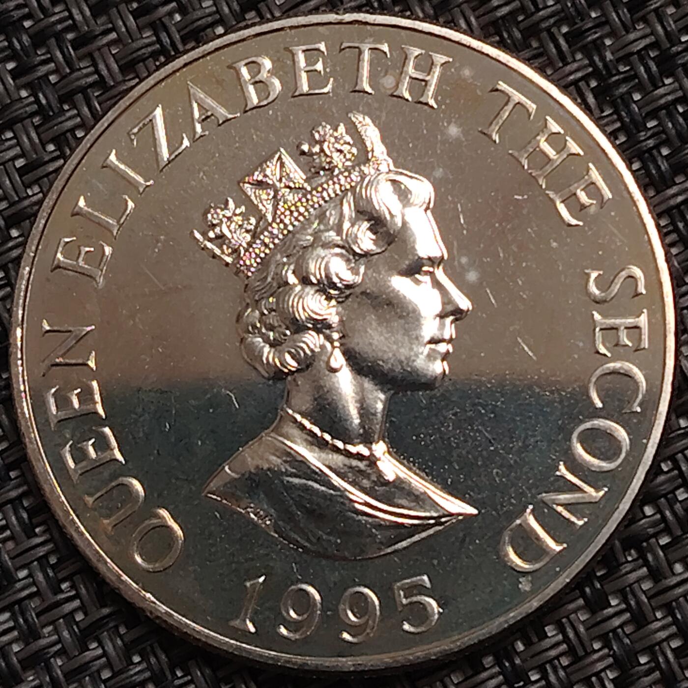 布加迪🐬～世界钱币(上海)🌾第 274 期 /  各国套币和散币 泽西岛 1995年 2镑 二战胜利50周年纪念