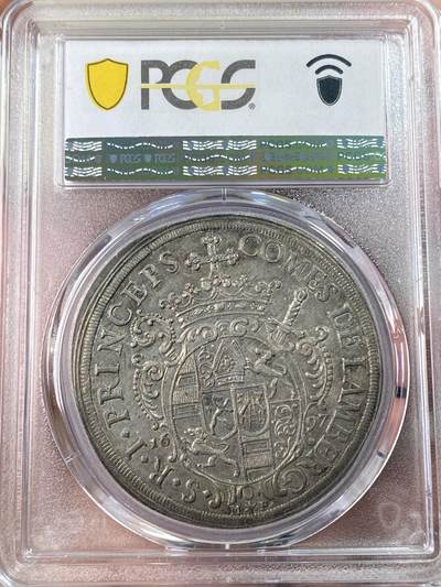 万国钱币拍卖第061期（马年首拍） PCGS AU58 1697年神圣罗马帝国雷根斯堡帕绍教区约翰·菲利普·冯·兰贝格伯爵盾徽大泰勒 米勒造币厂铸 发行量仅2639枚的R级珍惜品种 十字架配皇冠的盾徽组合非常少见 原味欧陆淡五彩包浆 PCGS唯一冠军分顶级收藏品质