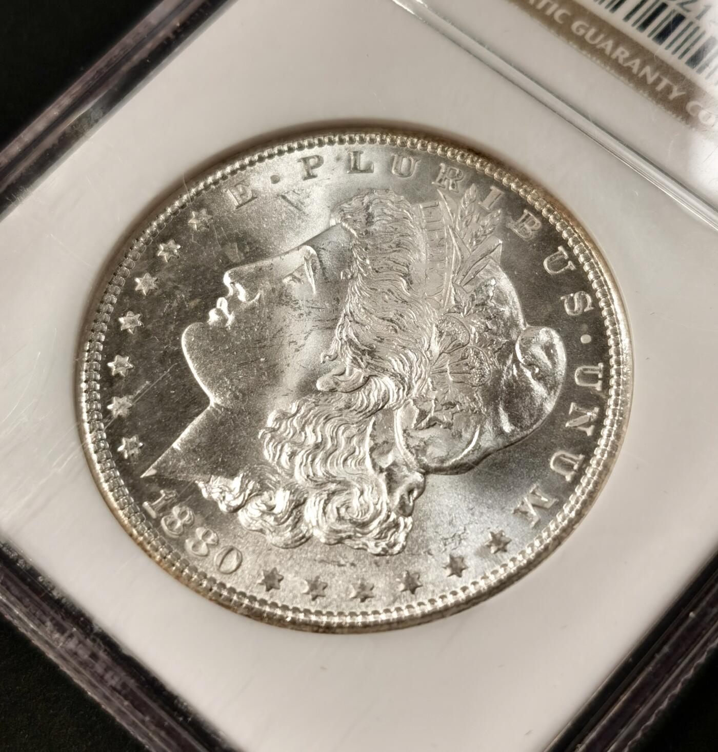 “福币呈祥”新年甄品场（直播拍卖）甄臻铺-世界币章拍卖（第50期），送拍享返佣金等优惠多多 NGC-MS65 1880s摩根，状态一流 老盒难得