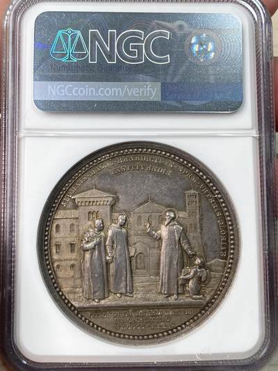 万国钱币拍卖第061期（马年首拍） NGC MS61 1895年教皇国里奥十三世纪念阿文蒂诺安塞尔姆学院成立高浮雕大银章 43MM 36G 欧陆原味深五彩包浆