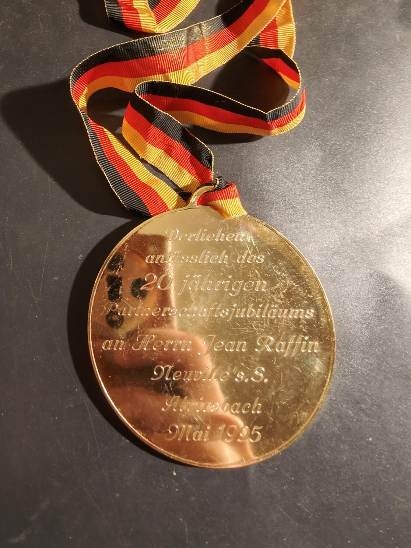 老王徽章第182期