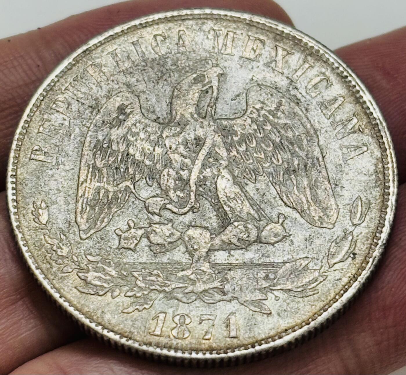 【金马踏春，泉马奔腾】2026 年新年贺岁场，（定于年初五接财神截拍）祝各位老板马到成功，马上有钱，愿岁岁平安喜乐顺遂 少见 1871 年墨西哥天平鹰洋 1 比索银元，包浆美品