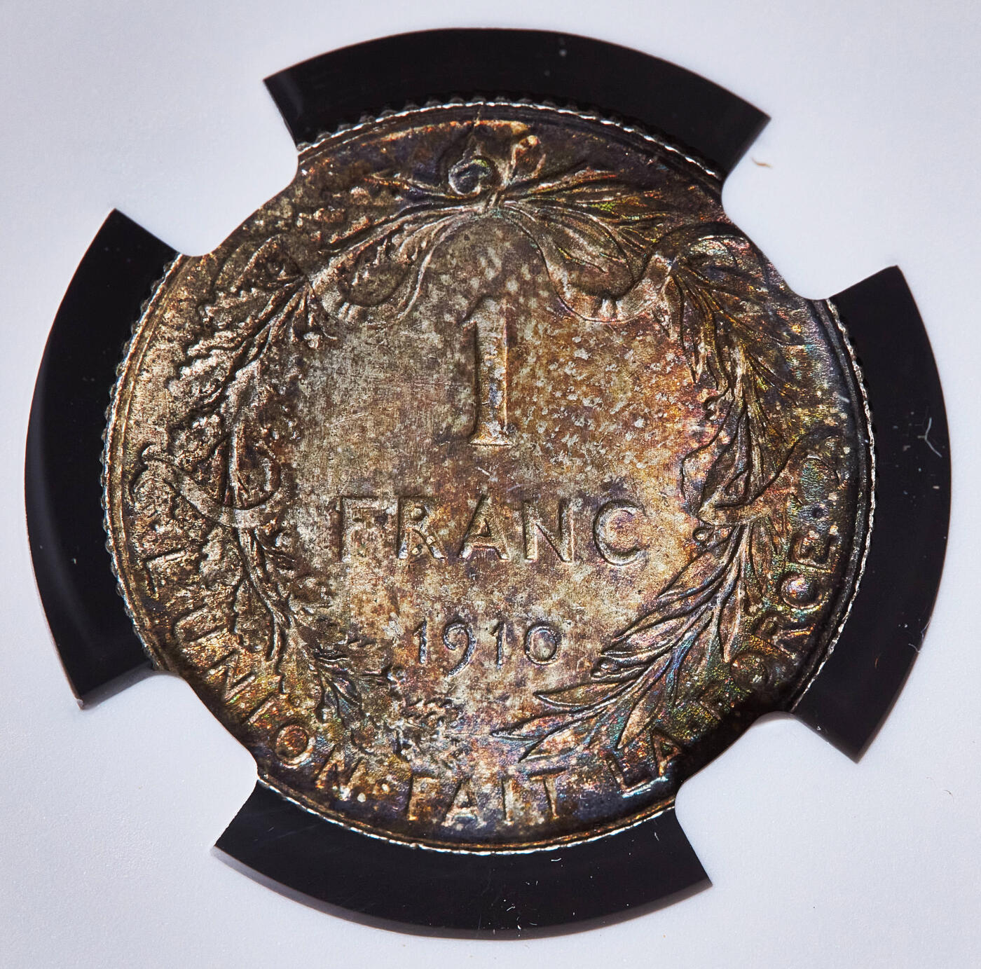 【俄甄集藏】马年新春第一拍 2026年(048)02-25星期三 晚 19:30 全场包邮 比利时1910年阿尔贝一世法语版1法郎银币，NGC MS64，五彩酱彩老包浆，原光品相