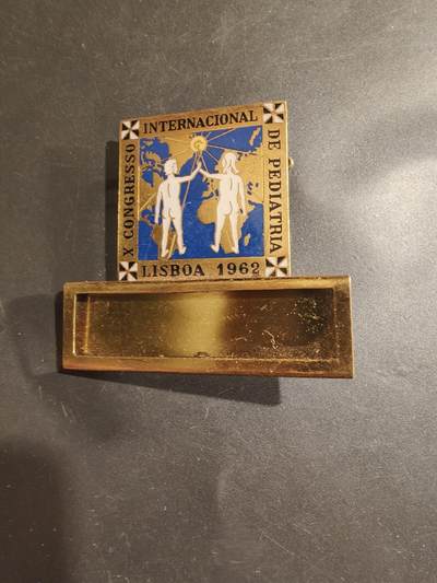 老王徽章第182期 - 1962年里斯本第十届国际儿科大会证章