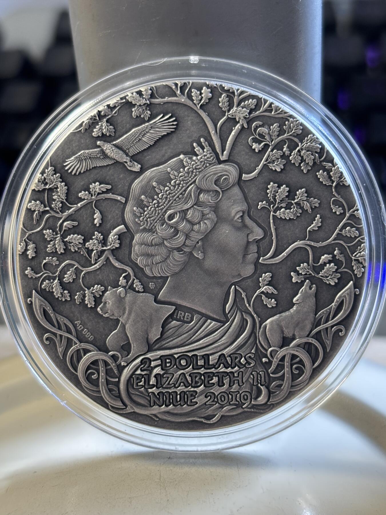 第191期拍卖 纽埃2019斯拉夫神系列2战神斯韦托维德2盎司银币，999银，发行500枚