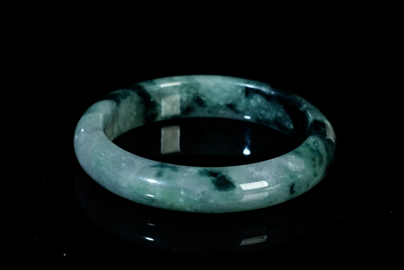 上海都达杂项专场三十一【全场包邮】  天然冰绿花翡翠手镯89-44