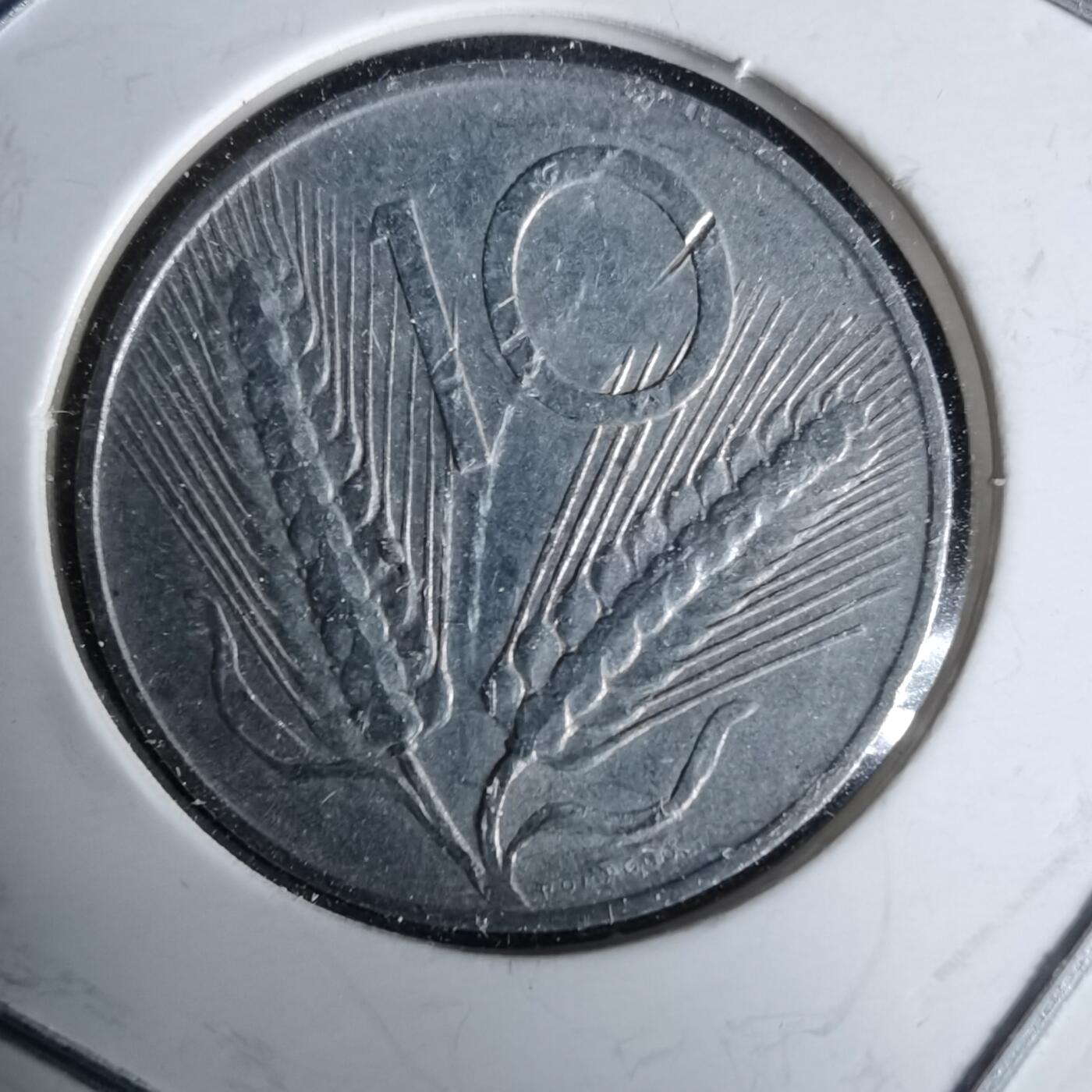 沼泽如烟--第993场 意大利1953年10里拉