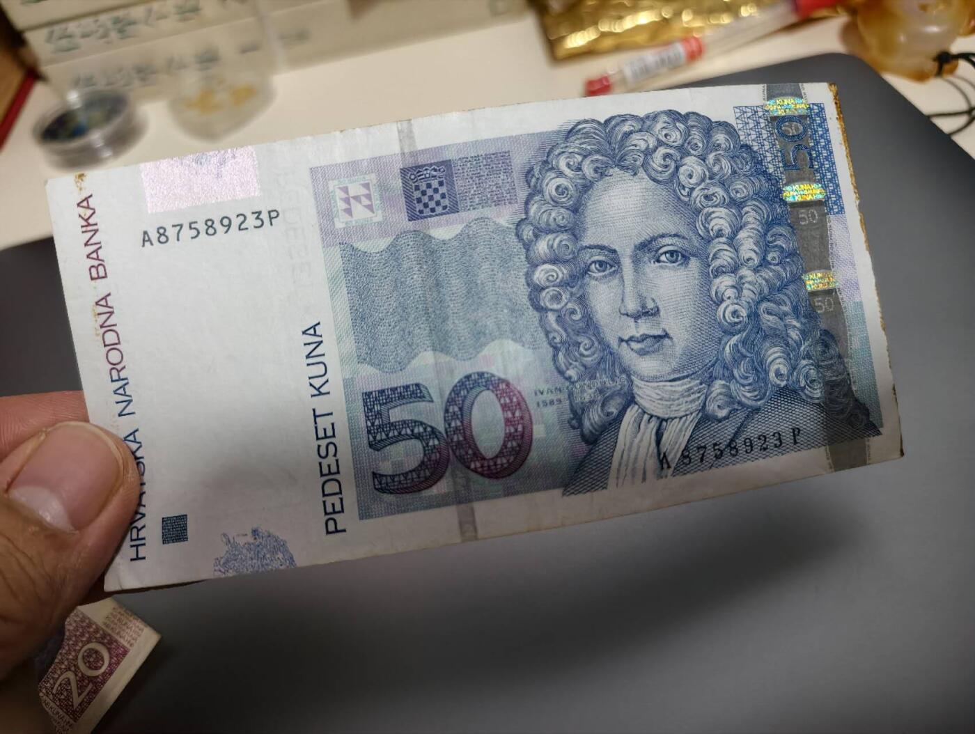 春节钱币瓷器清货捡漏拍场