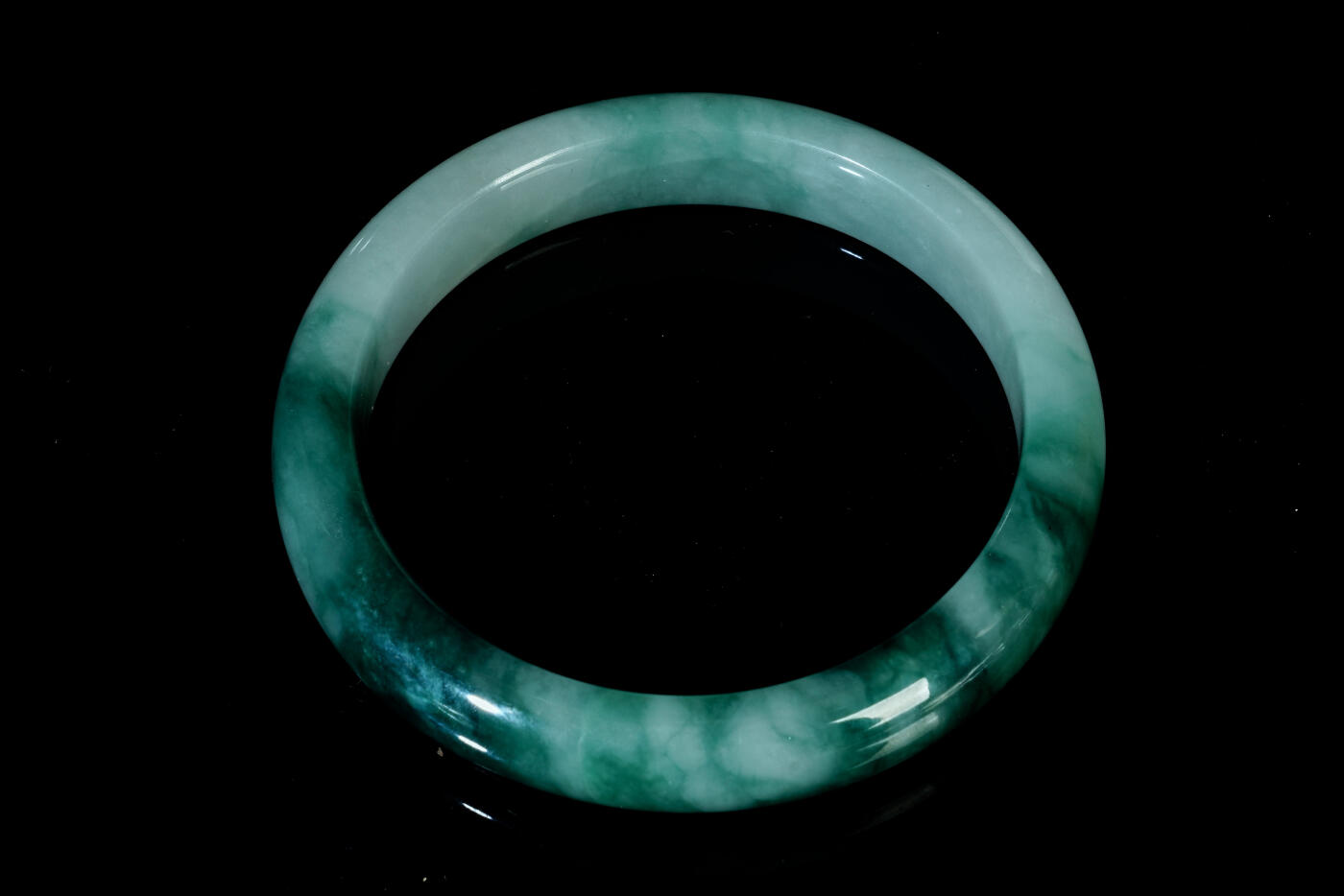 上海都达杂项专场三十一【全场包邮】  天然冰糯种带绿翡翠手镯89-42