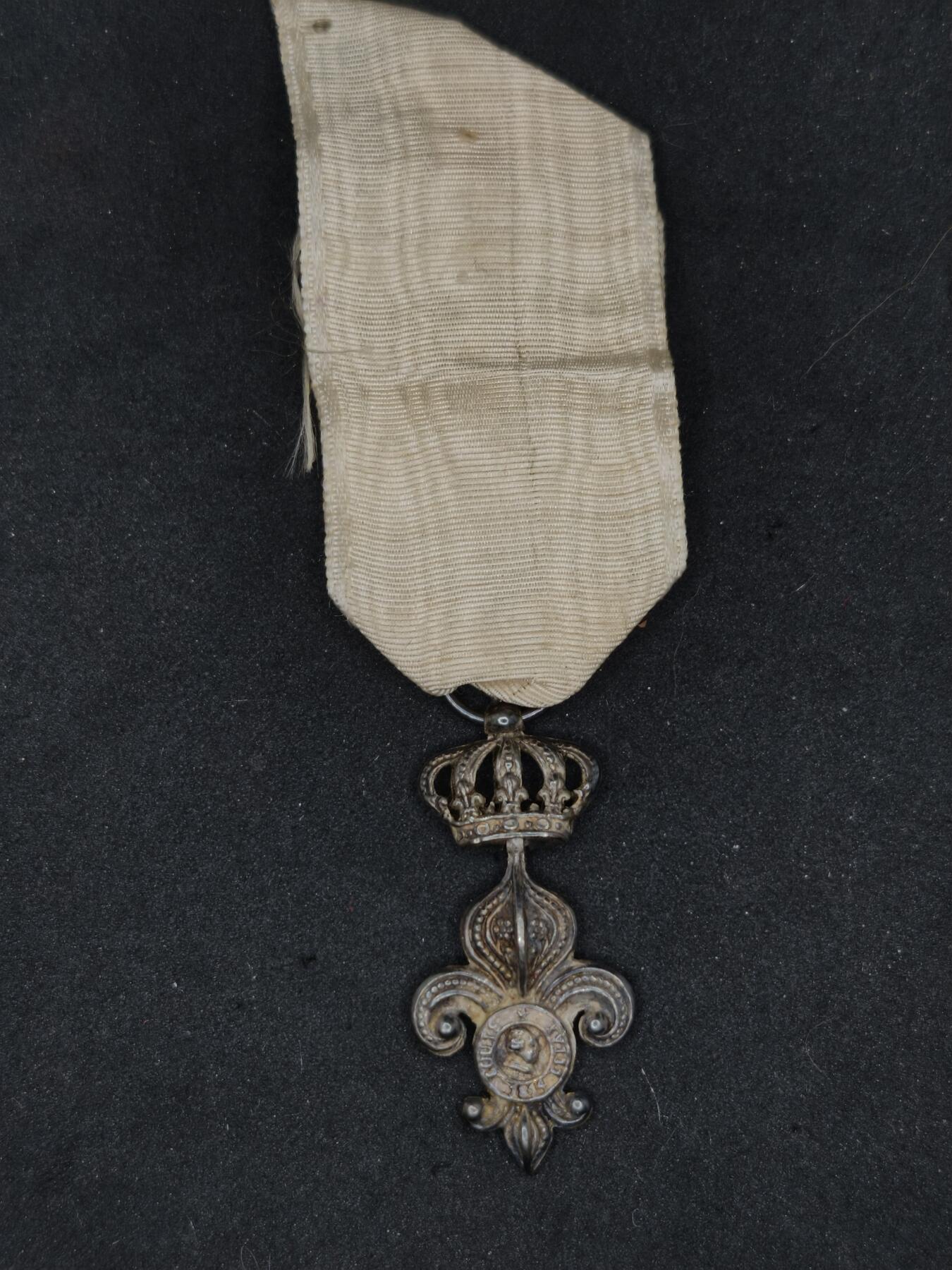 凯旋世界勋赏（持续上新中）（第22期新年大拍）（欢迎送拍）（对拍品有疑问请询问客服，不接受到手刀，出价默认拍品品相。请认真阅读拍卖规则！出价默认已认可！）（收到货请录制开箱视频，无视频概不处理问题。）