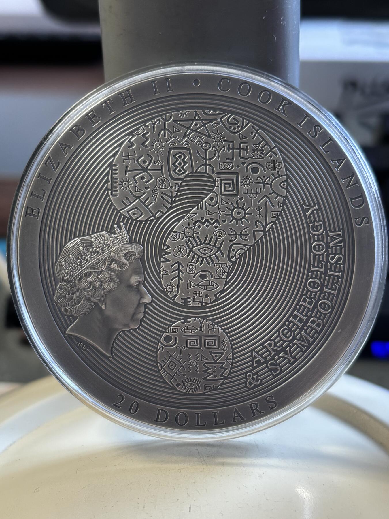 第191期拍卖 库克2022年考古系列图坦卡蒙墓3盎司仿古彩色银币，999银，发行99枚