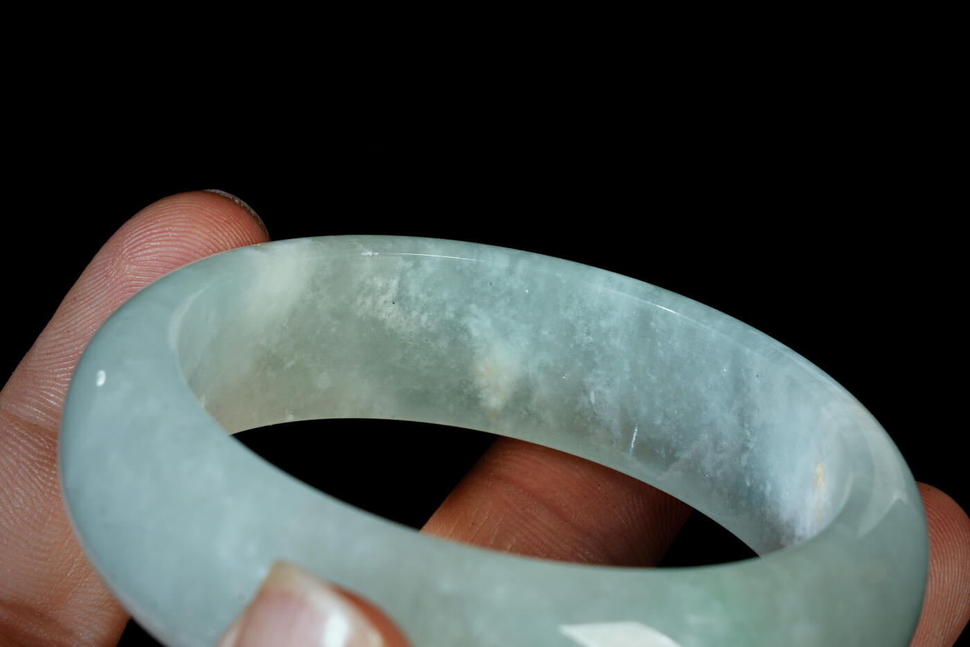 上海都达杂项专场三十一【全场包邮】  天然冰绿种翡翠手镯89-40