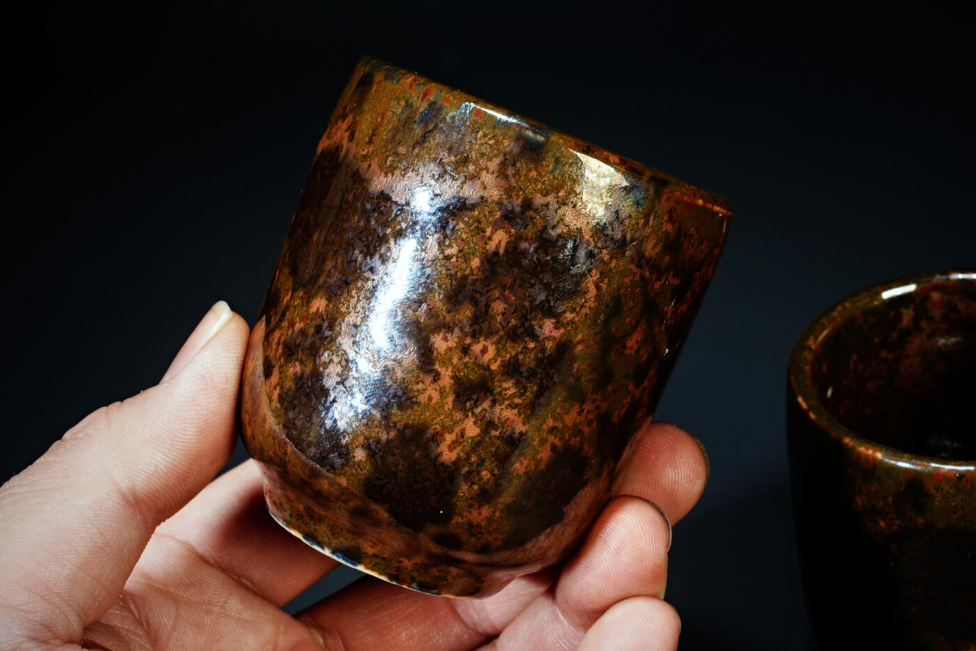 上海都达杂项专场三十一【全场包邮】  陨石杯子一对89-4