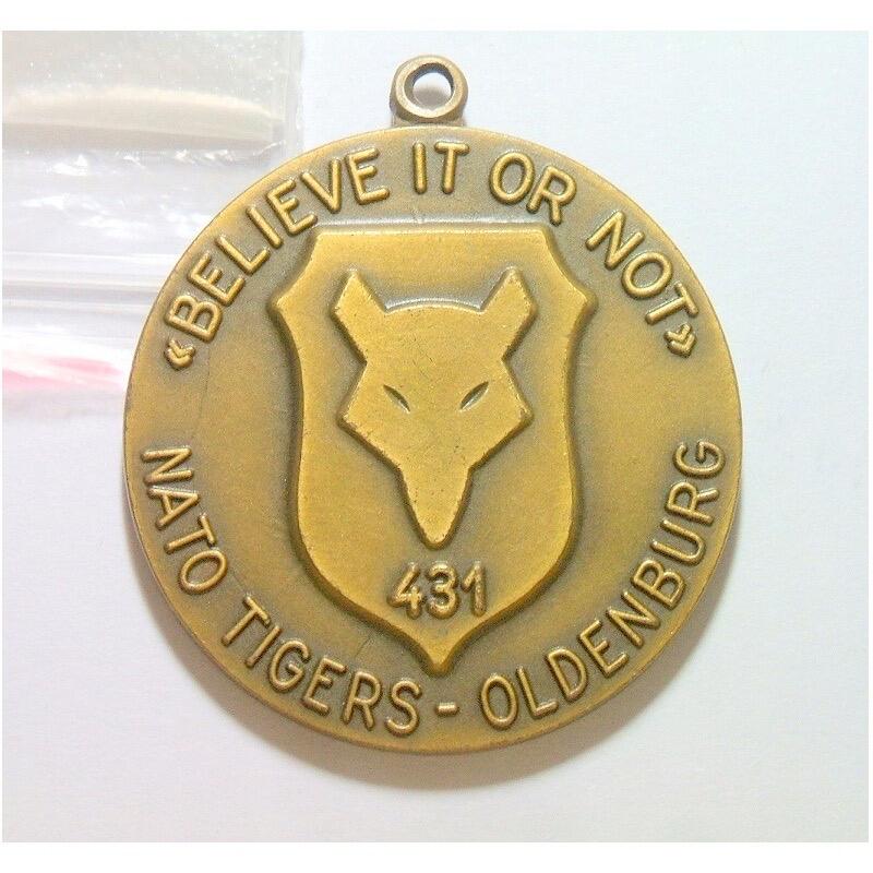 德国奥尔登堡阿尔法战斗机+铁十字 高浮雕精制大铜章 40MM