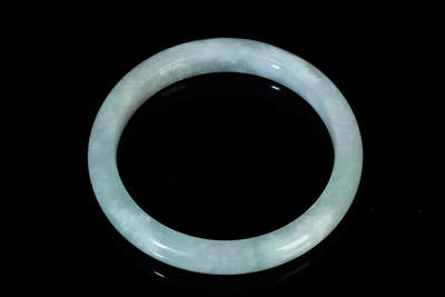 上海都达杂项专场三十一【全场包邮】  - 天然冰糯种绿花翡翠手镯89-48