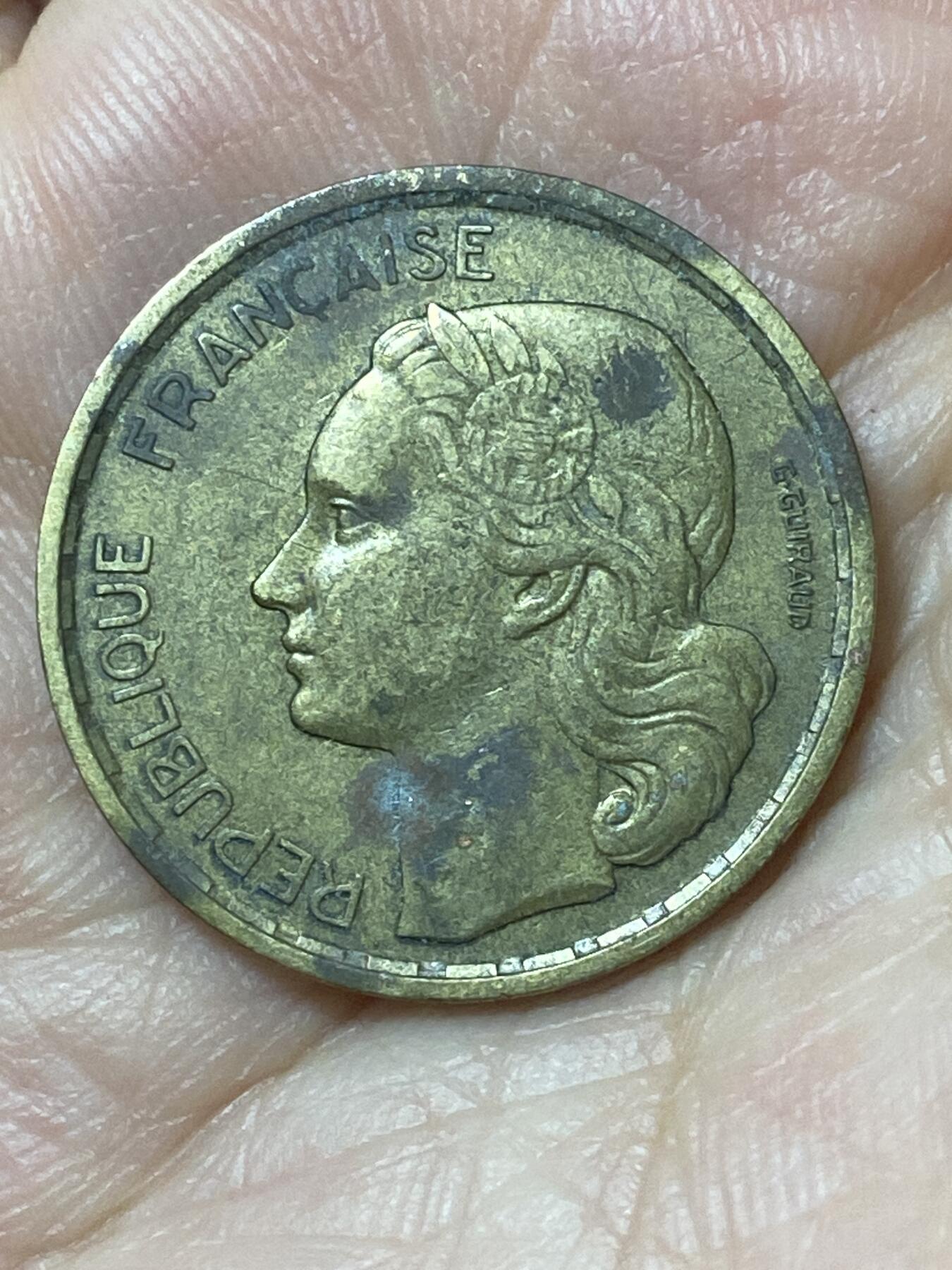 2026年第二十五场(总第一百九十四场）外国好品散币场(免佣金) 法兰西第四共和国1950年20法郎(头像后单排字，4羽版)