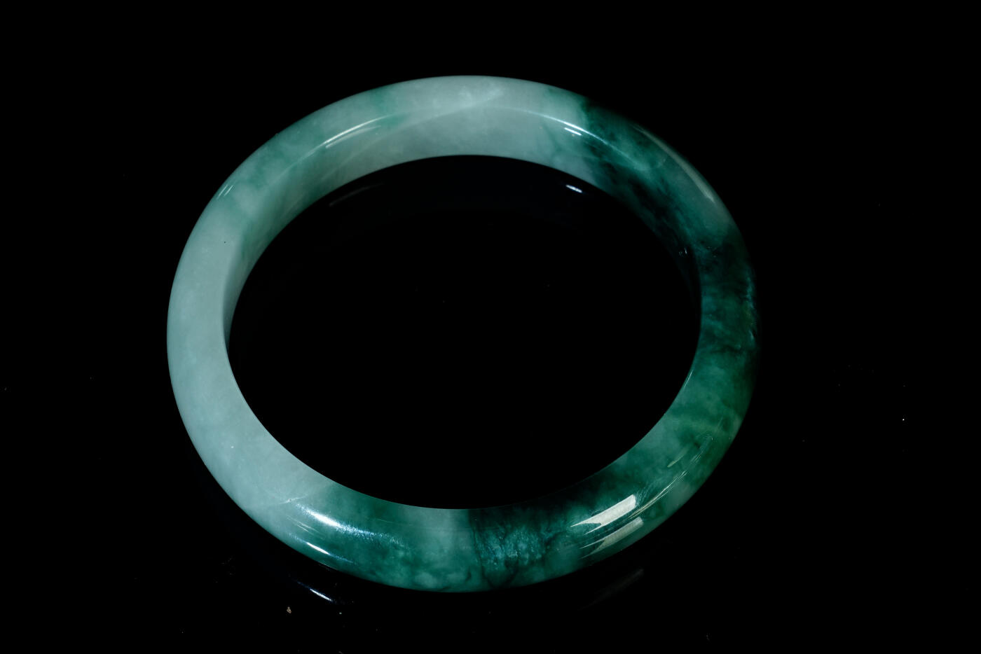 上海都达杂项专场三十一【全场包邮】  天然冰糯种带绿翡翠手镯89-42