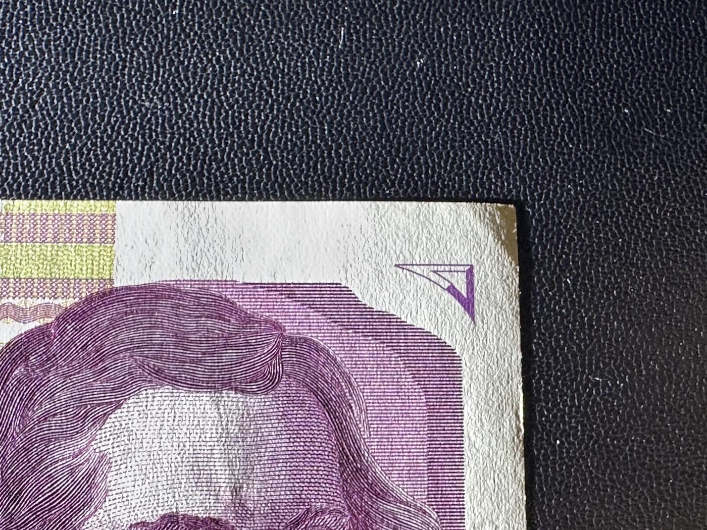 《外钞收藏家》第六百一十一期（农历新年第一场/快递恢复正常再发货）（长期征集拍品、欢迎藏友们联系合作） 1992年意大利5万里拉 AU品相 号码无47靓号