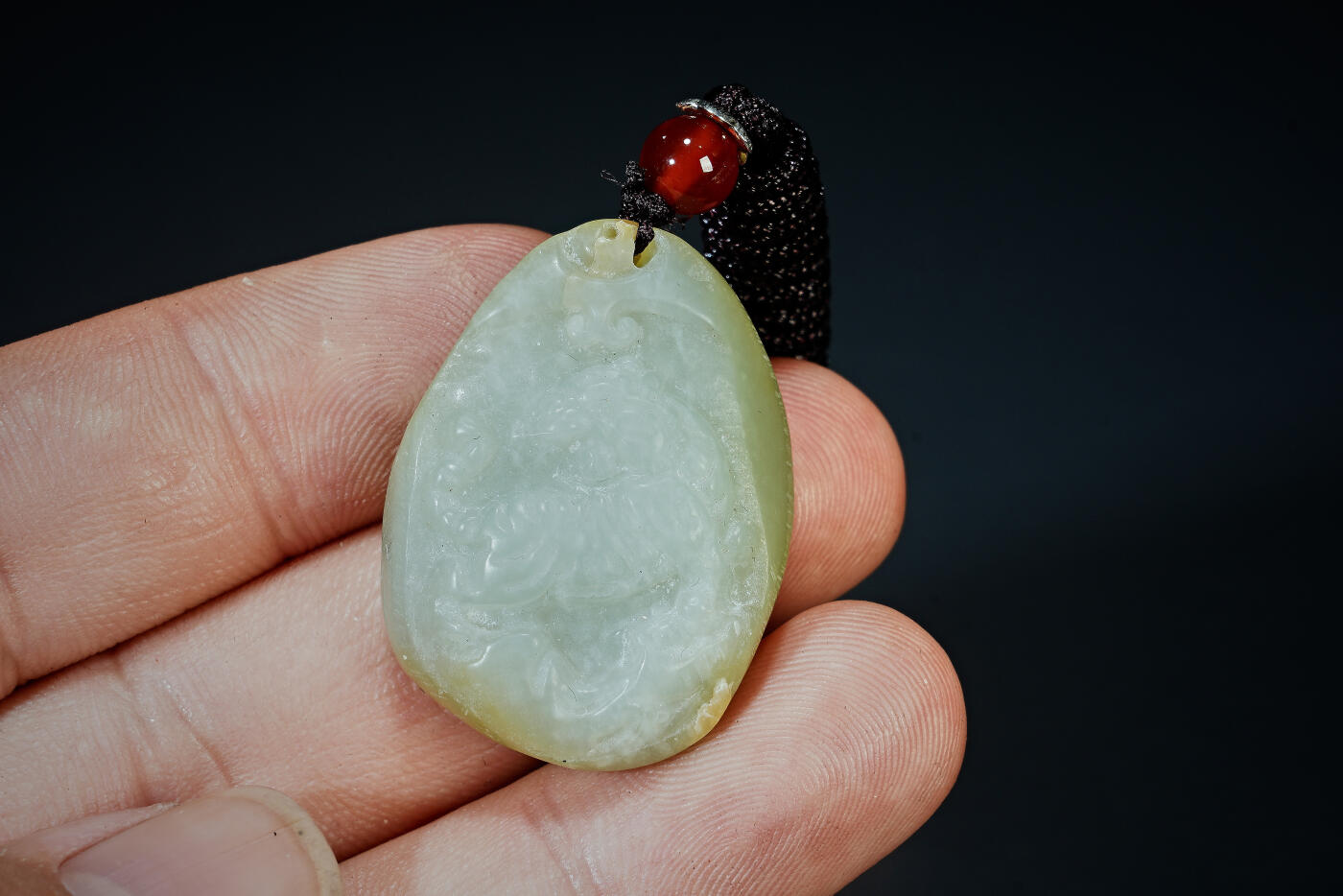 上海都达杂项专场三十一【全场包邮】  天然和田玉精雕《虎啸南山》挂件89-96