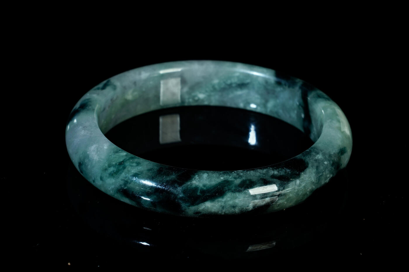 上海都达杂项专场三十一【全场包邮】  天然冰绿花翡翠手镯89-44