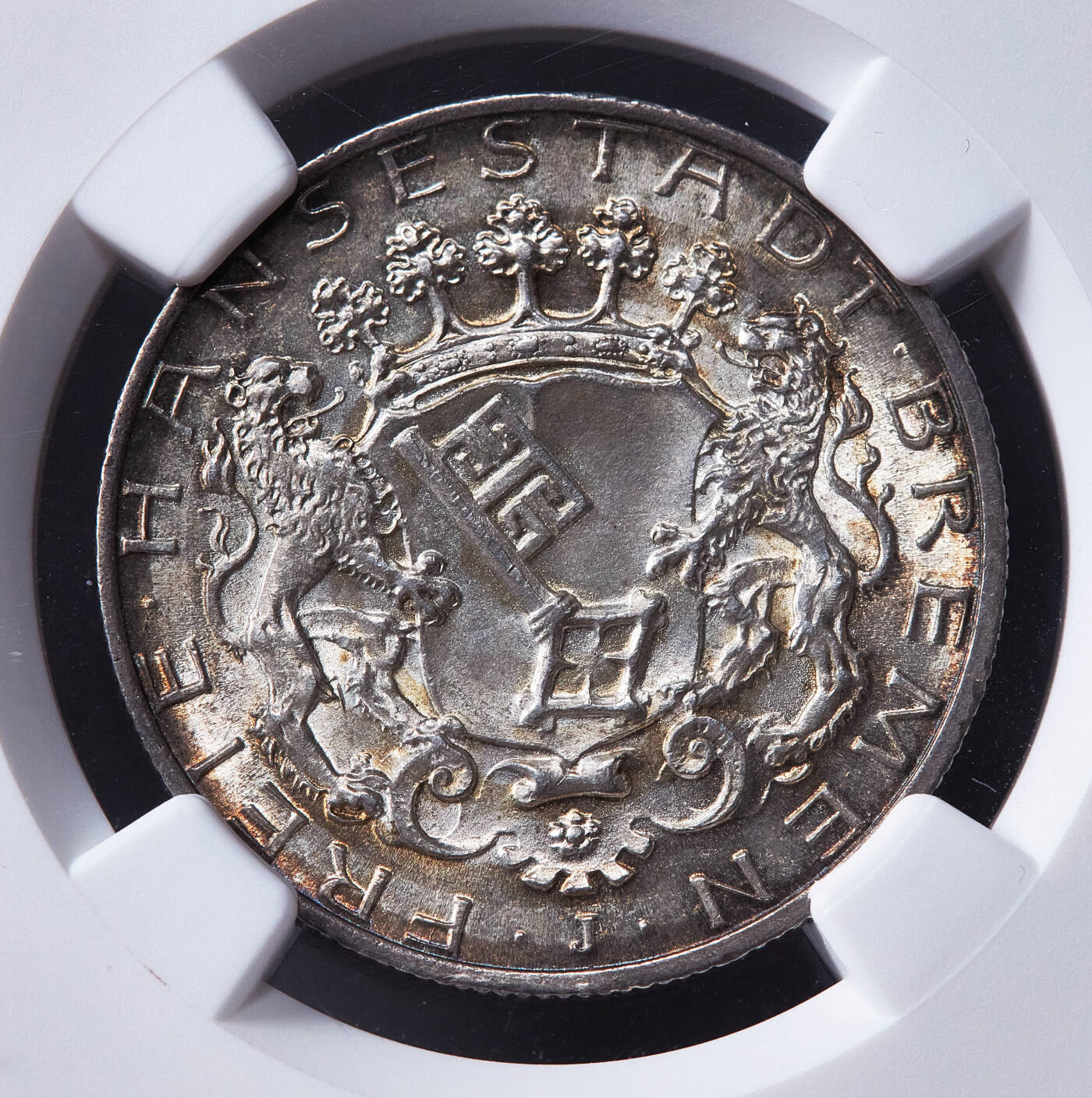 【俄甄集藏】马年新春第一拍 2026年(048)02-25星期三 晚 19:30 全场包邮 德国不莱梅1904年J版2马克银币，NGC MS65，黄油环彩包浆，转光品相