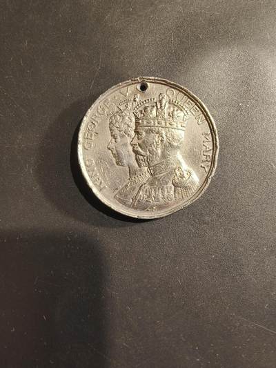 老王徽章第182期 - 英国乔治五世1911加冕纪念章