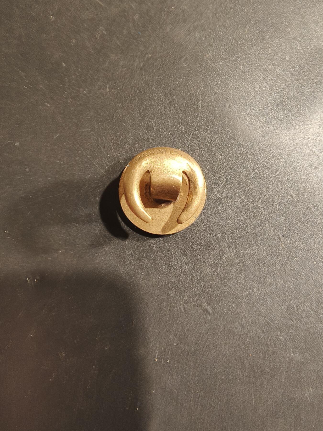 老王徽章第182期 英国无线电协会证章