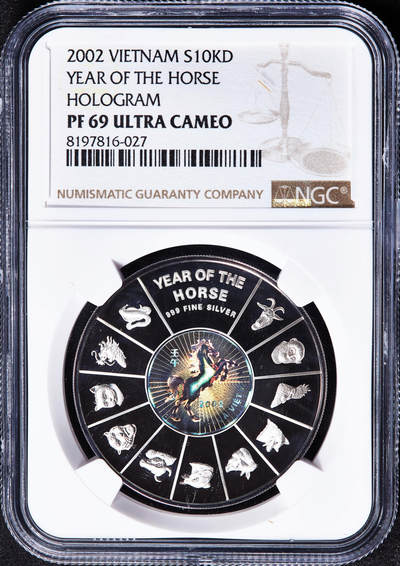 【俄甄集藏】马年新春第一拍 2026年(048)02-25星期三 晚 19:30 全场包邮 - 越南2002年生肖马年10000盾幻彩精制银币，NGC PF69UC，重20克，999银，发行量6200枚，少见品种