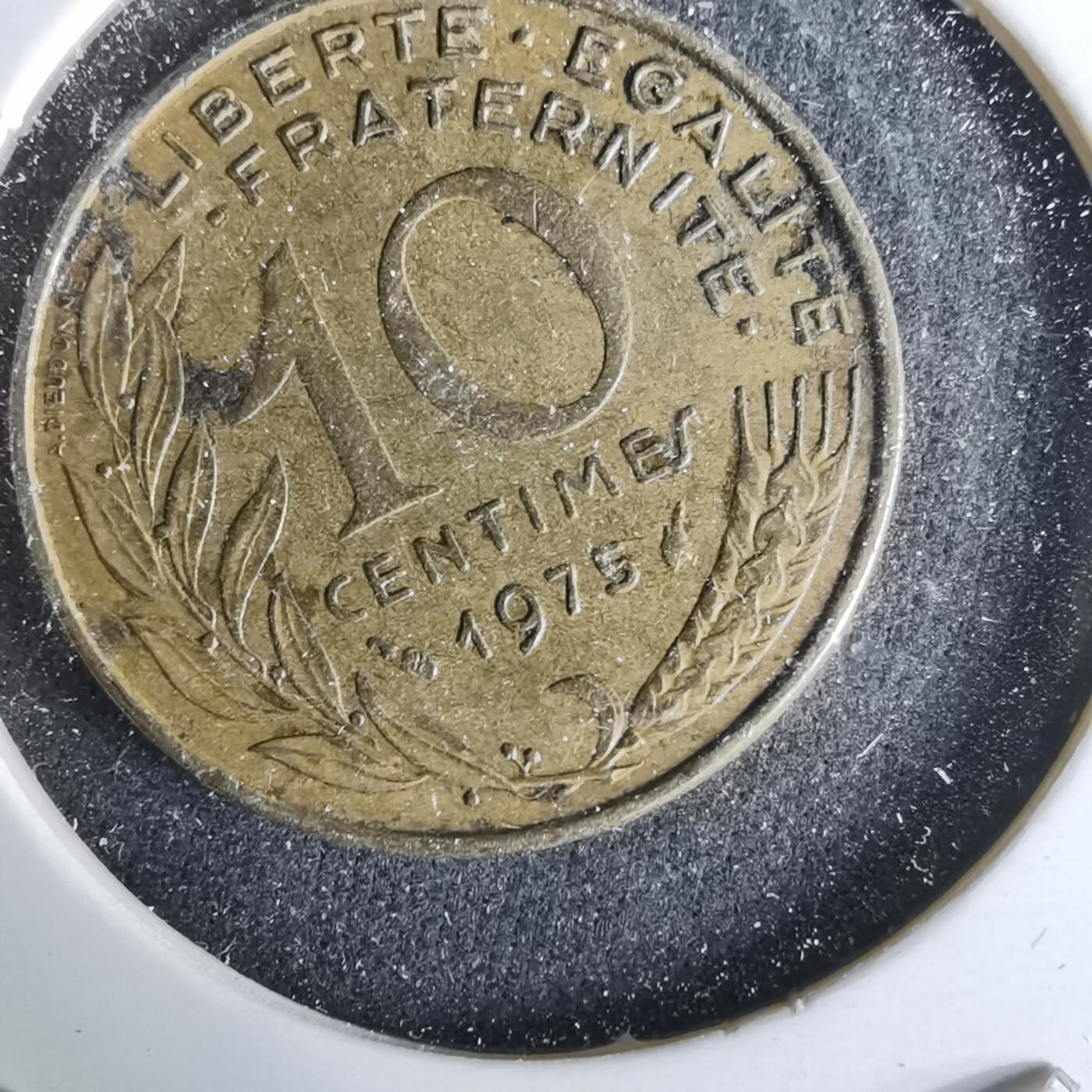 沼泽如烟--第993场 法国1975年十分