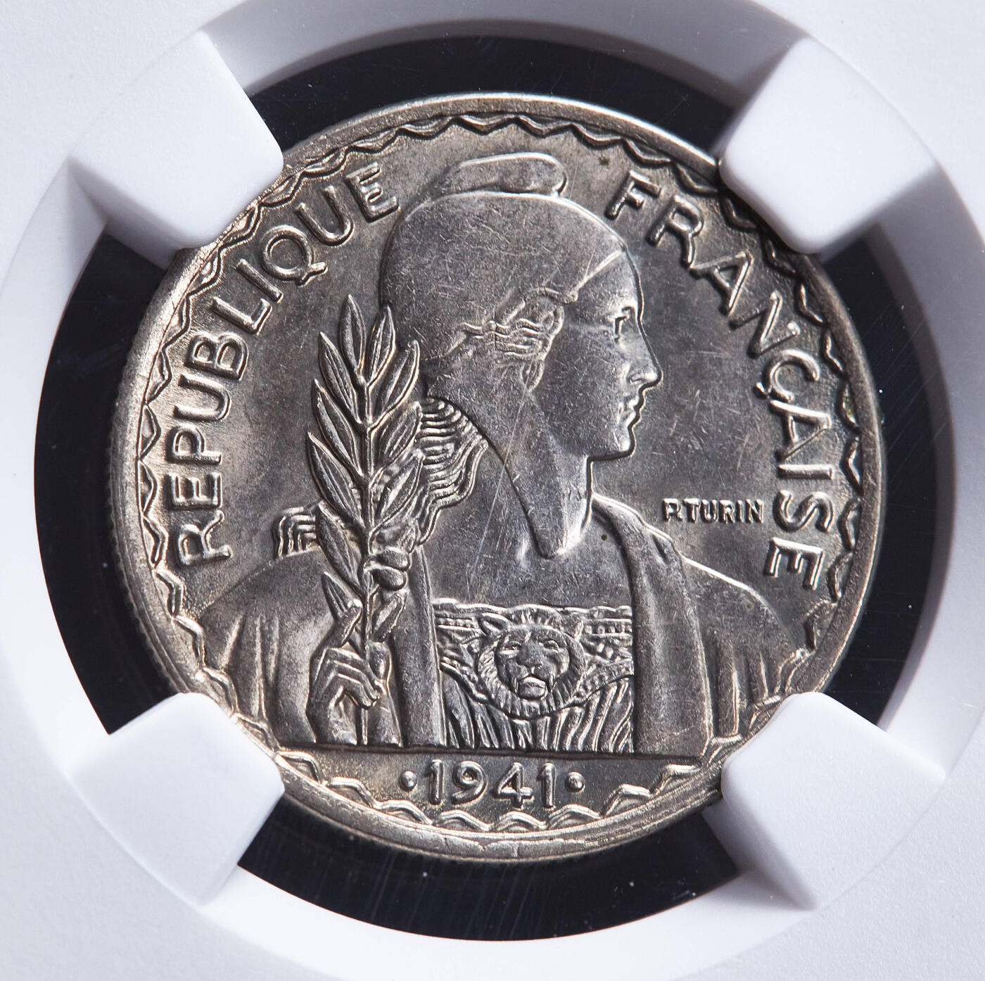 【俄甄集藏】马年新春第一拍 2026年(048)02-25星期三 晚 19:30 全场包邮