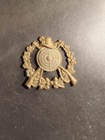 老王徽章第182期 - 法国射击协会证章