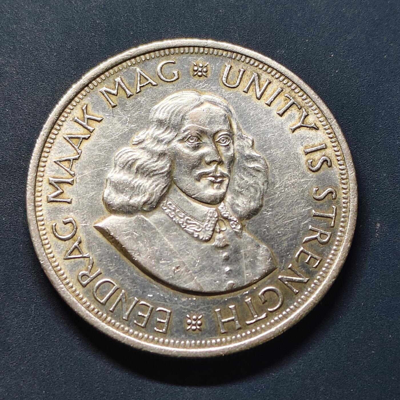 【全场包邮】纯粹捡漏拍503场 南非1964年吕贝克50分大银币【38.61毫米28.28克50%】