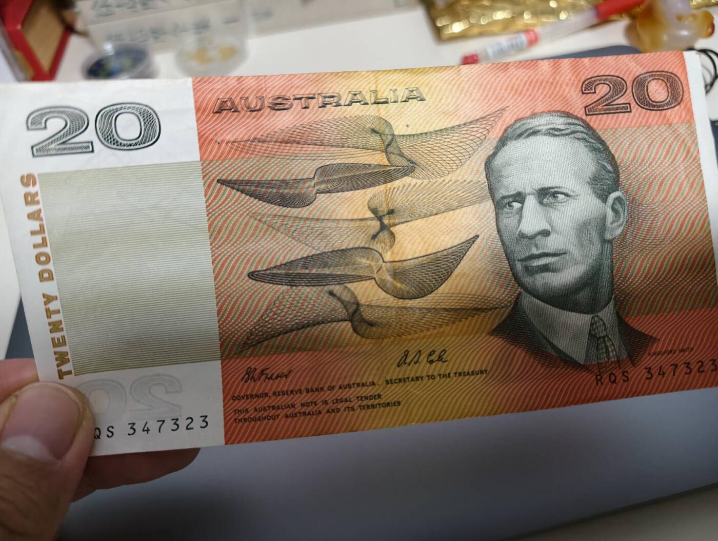 春节钱币瓷器清货捡漏拍场