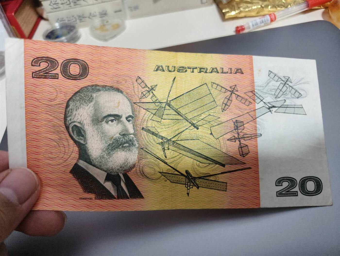 春节钱币瓷器清货捡漏拍场