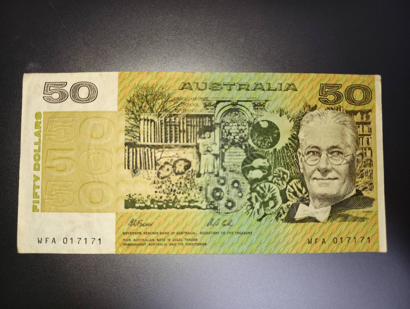 春节钱币瓷器清货捡漏拍场