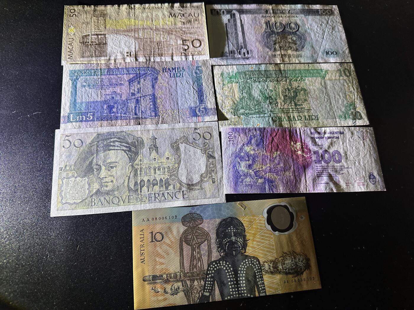 《外钞收藏家》第六百一十一期（农历新年第一场/快递恢复正常再发货）（长期征集拍品、欢迎藏友们联系合作） 澳门、马耳他、法国、阿根廷、澳大利亚7张一起 非全新 品相如图 澳大利亚10元纪念钞有个小裂口