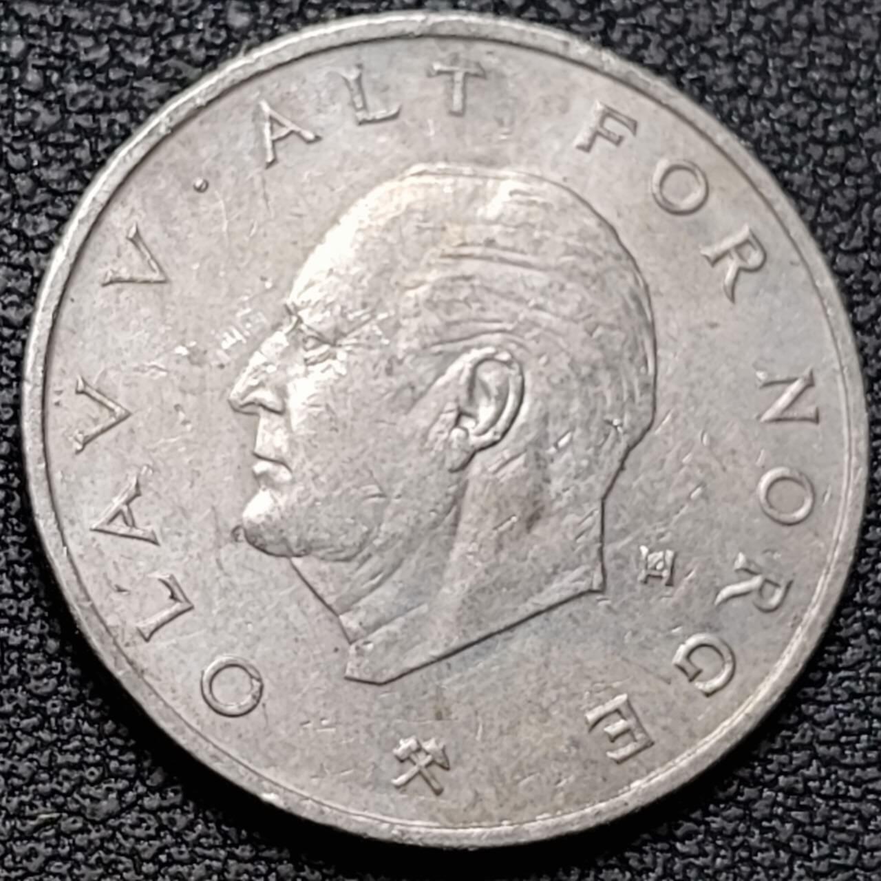 泉币菌-第188场- 迎情人节专场 本场拍品多 请提前出价（本周五和之前拍的 2月14日发货）