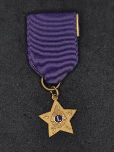 凯旋世界勋赏（第22期新年大拍）（欢迎送拍）（对拍品有疑问请询问客服，不接受到手刀，出价默认拍品品相。请认真阅读拍卖规则！出价默认已认可！）（收到货请录制开箱视频，无视频概不处理问题。） - 黄金制