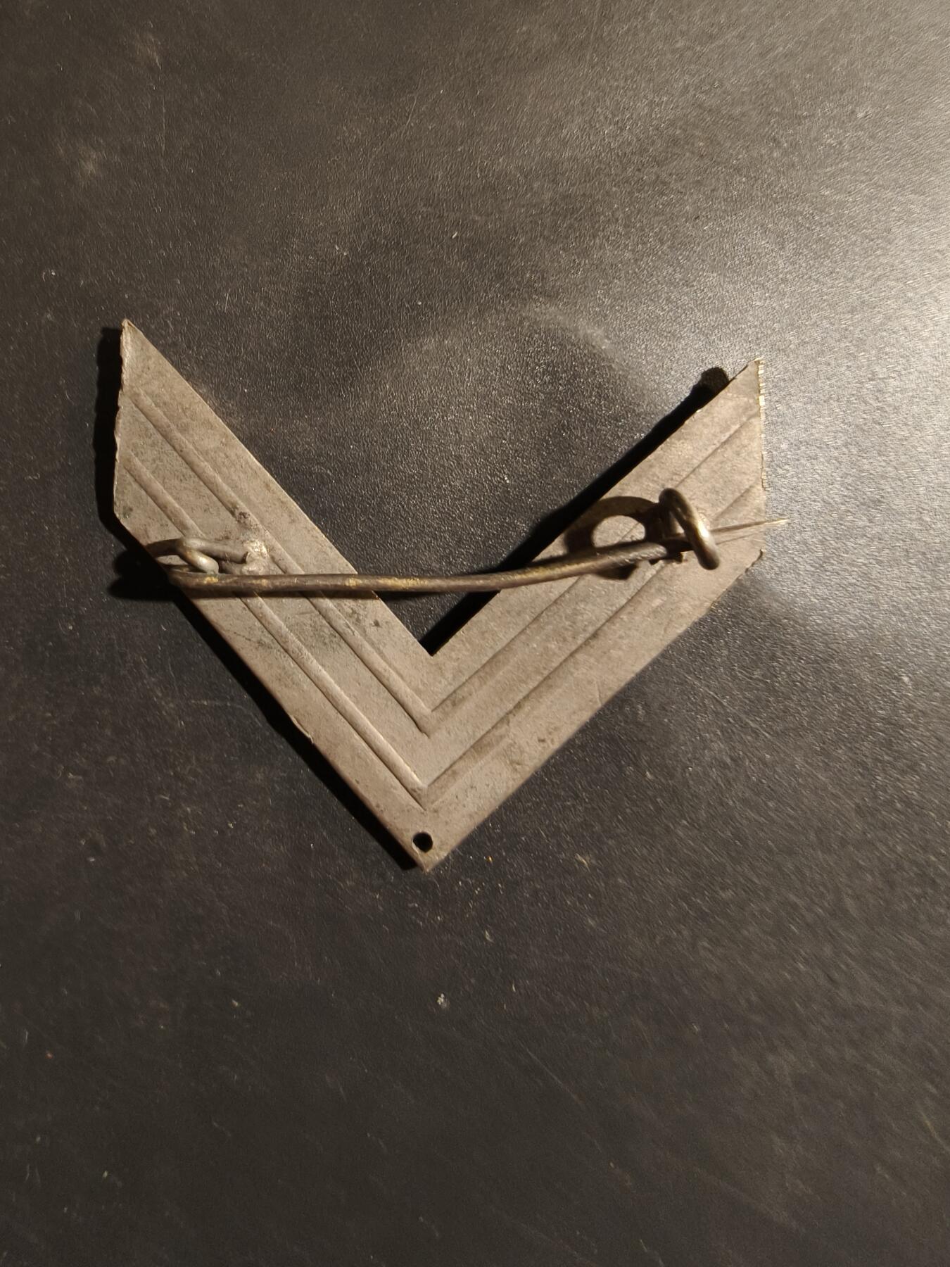 老王徽章第182期 法国中士金属军衔