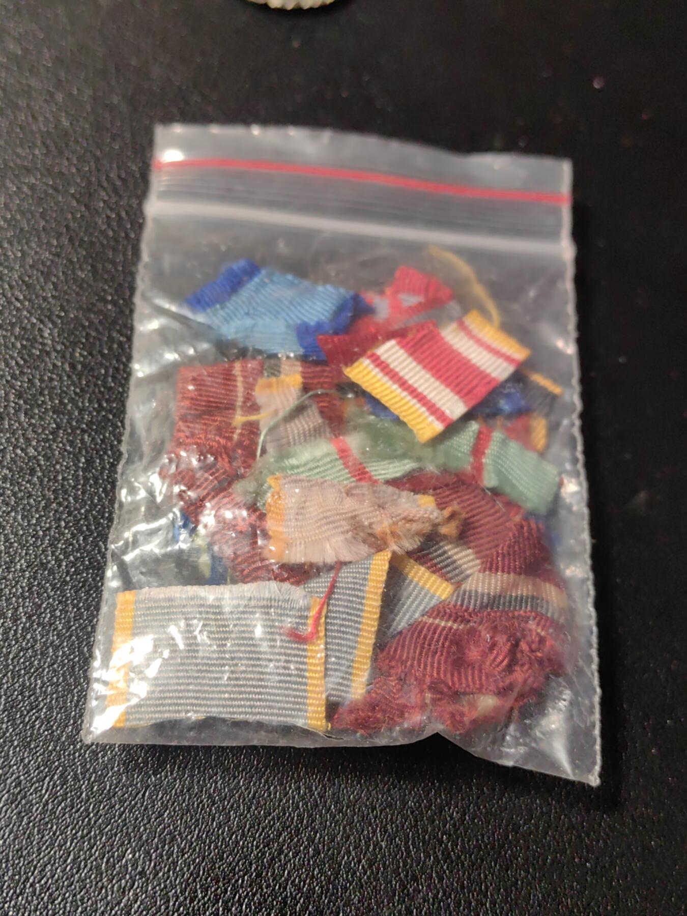 靖甫拍卖第四场 苏联勋奖章挂布残片一包