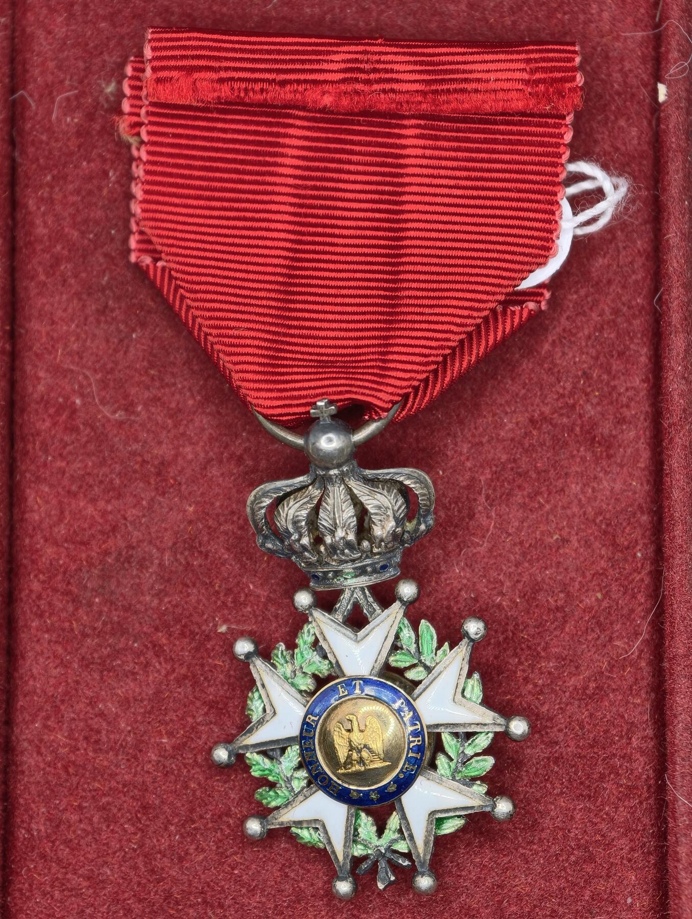 凯旋世界勋赏（第22期新年大拍）（欢迎送拍）（对拍品有疑问请询问客服，不接受到手刀，出价默认拍品品相。请认真阅读拍卖规则！出价默认已认可！）（收到货请录制开箱视频，无视频概不处理问题。）