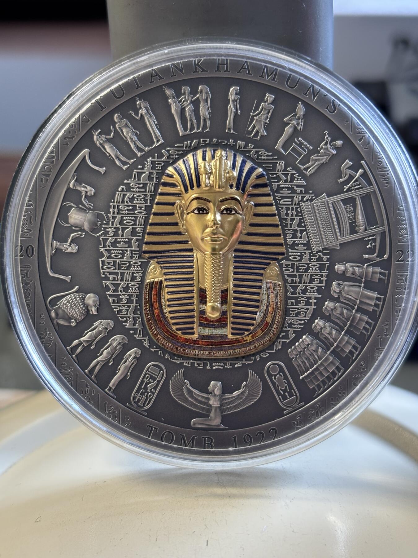 第191期拍卖 库克2022年考古系列图坦卡蒙墓3盎司仿古彩色银币，999银，发行99枚
