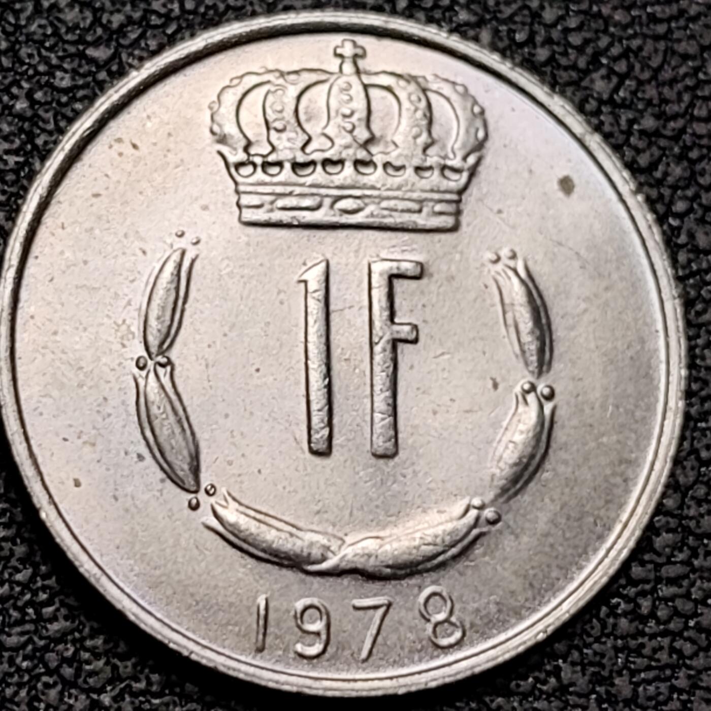 泉币菌-第188场- 迎情人节专场 本场拍品多 请提前出价（本周五和之前拍的 2月14日发货）