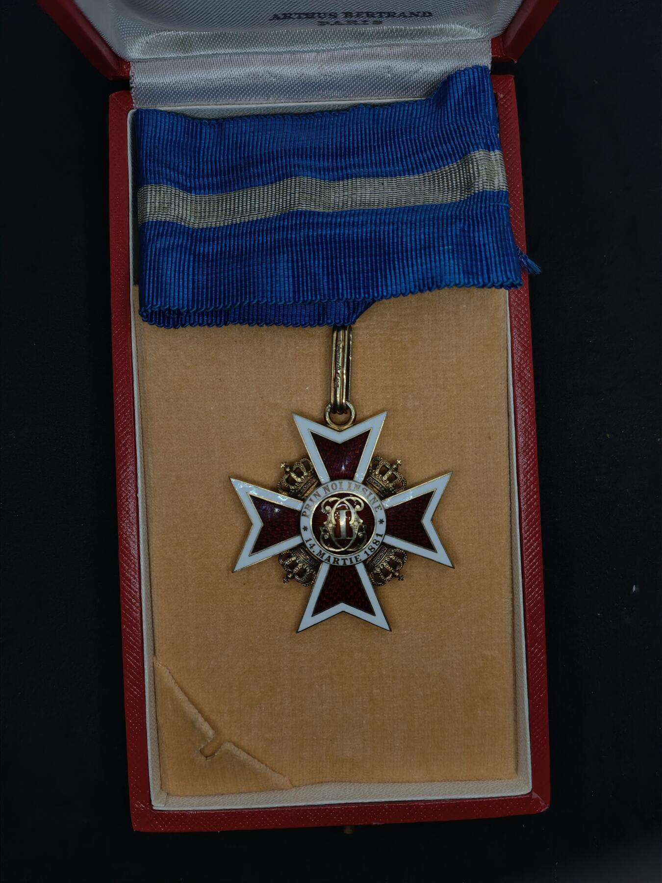 凯旋世界勋赏（第22期新年大拍）（欢迎送拍）（对拍品有疑问请询问客服，不接受到手刀，出价默认拍品品相。请认真阅读拍卖规则！出价默认已认可！）（收到货请录制开箱视频，无视频概不处理问题。）